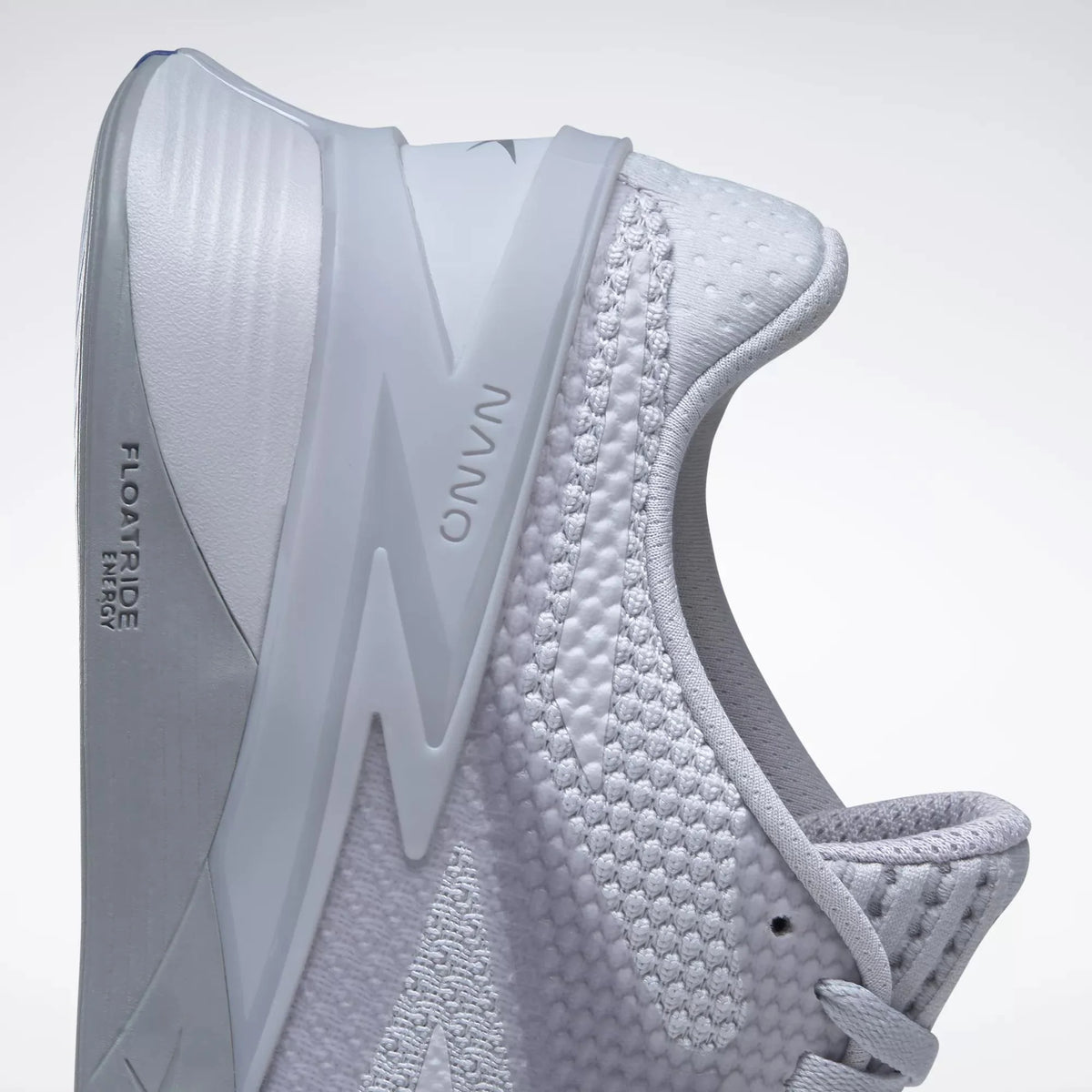 Training Shoes T991918