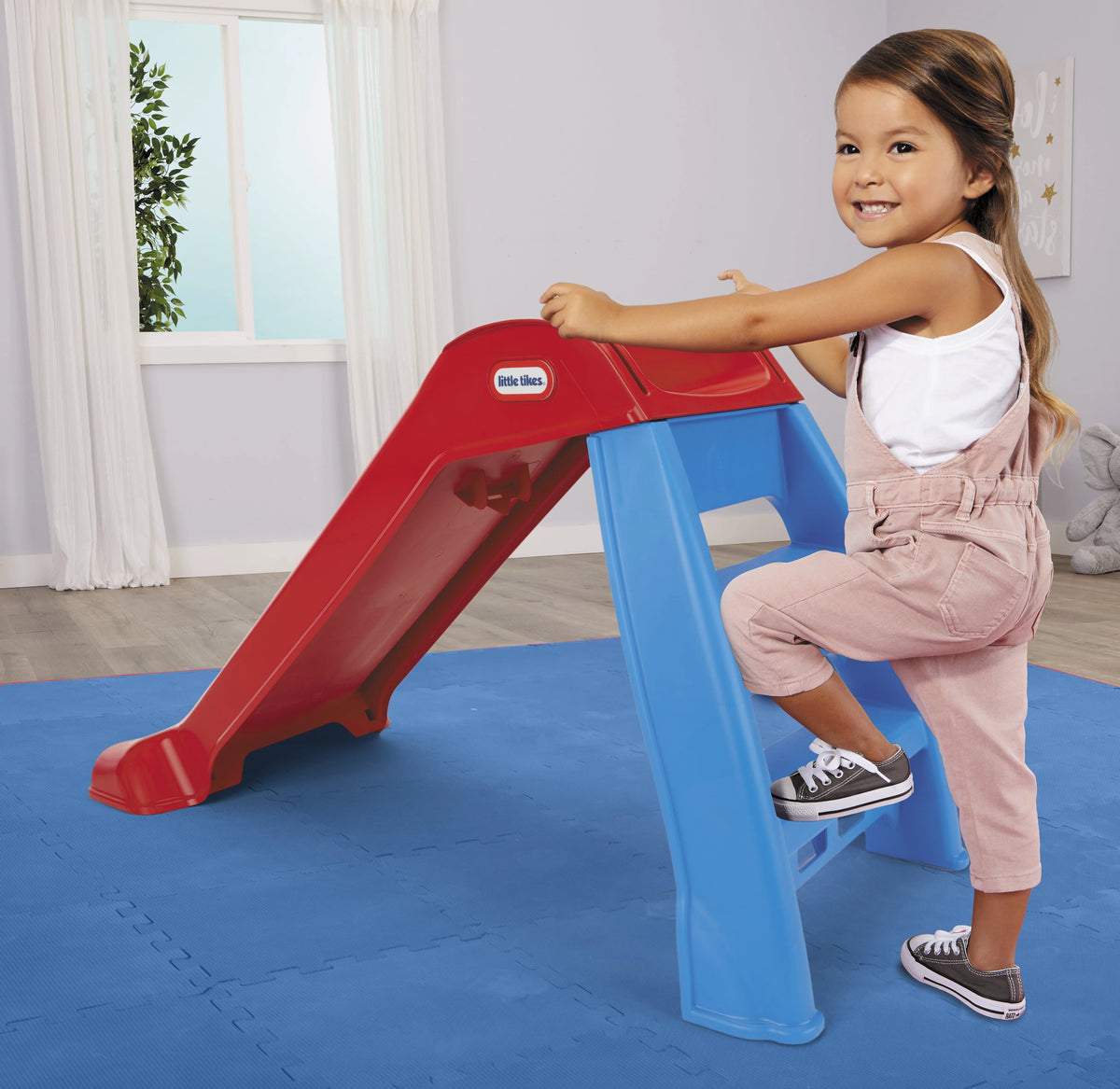 First Slide for Kids H128446