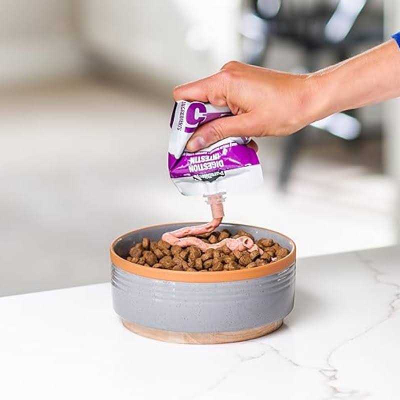 Squeezable Gut & Digestion Cat Food D6366