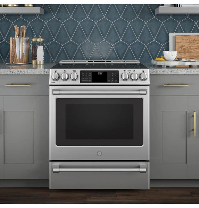30 5.6 cu. ft. Stainless Steel Electric Range X5544