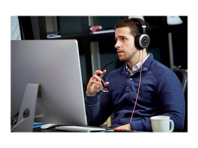 Noise-Canceling Over-Ear Headset Y605650