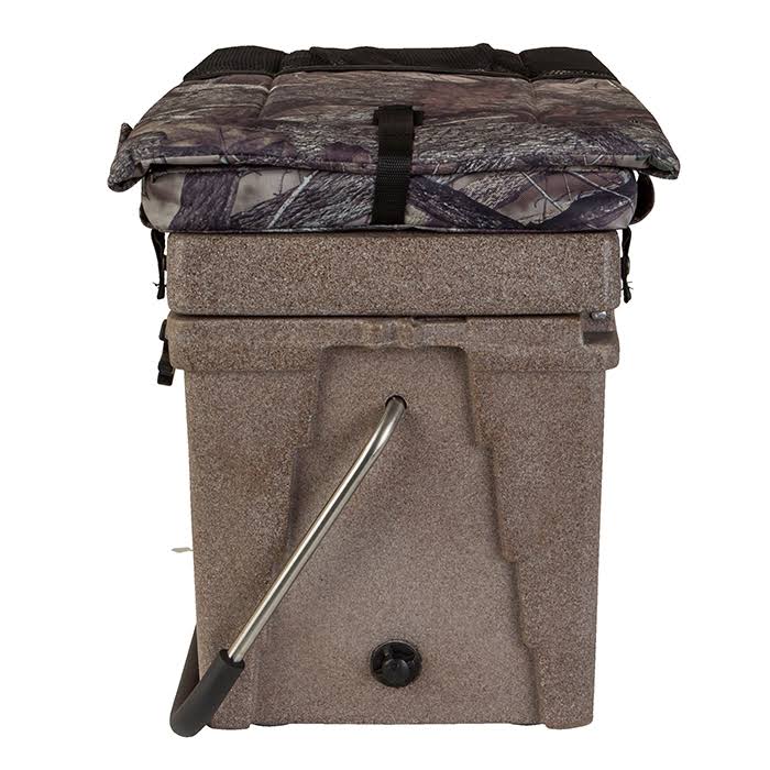 Camouflage 23 Quart Cooler with High Back Seat Q5220