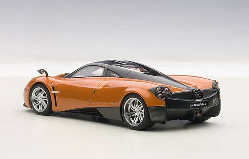 Bronze Diecast Car Model Q774
