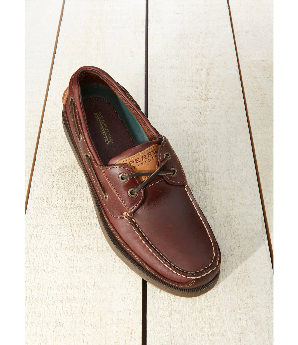 Oak Leather Boat Shoes J1111